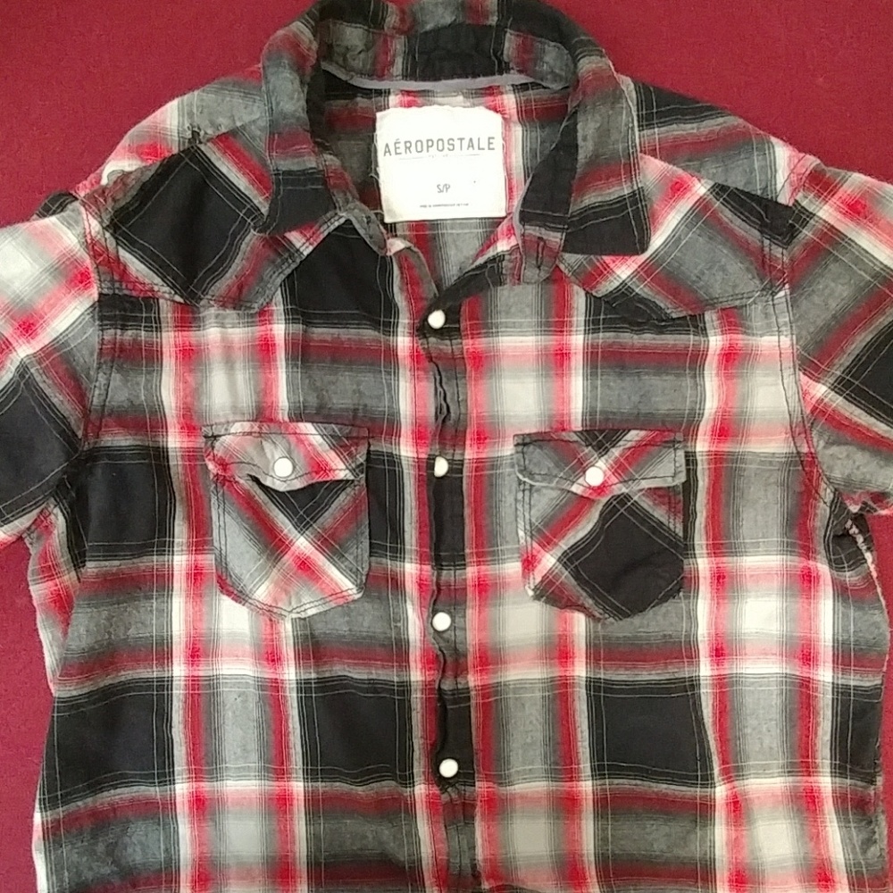 SOLD- Aero shirt